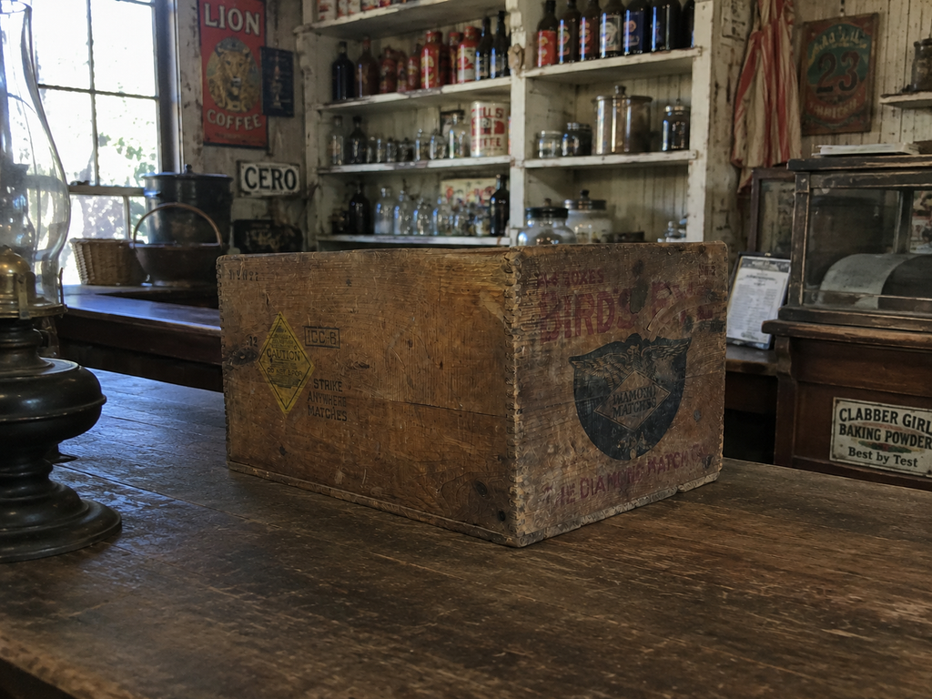 Awesome Diamond Match Crate Early 1900's