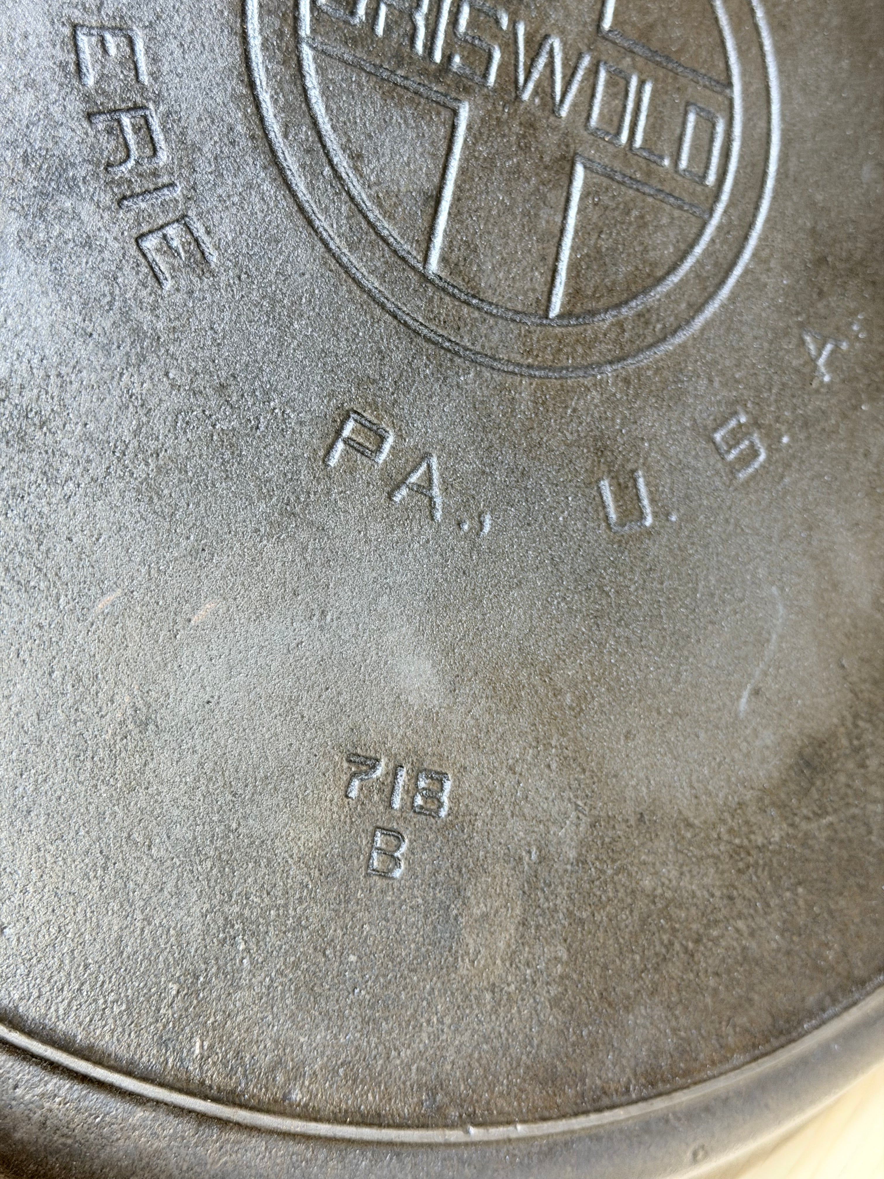 Griswold Cast Iron Skillet #14 Jumbo Frying Pan
