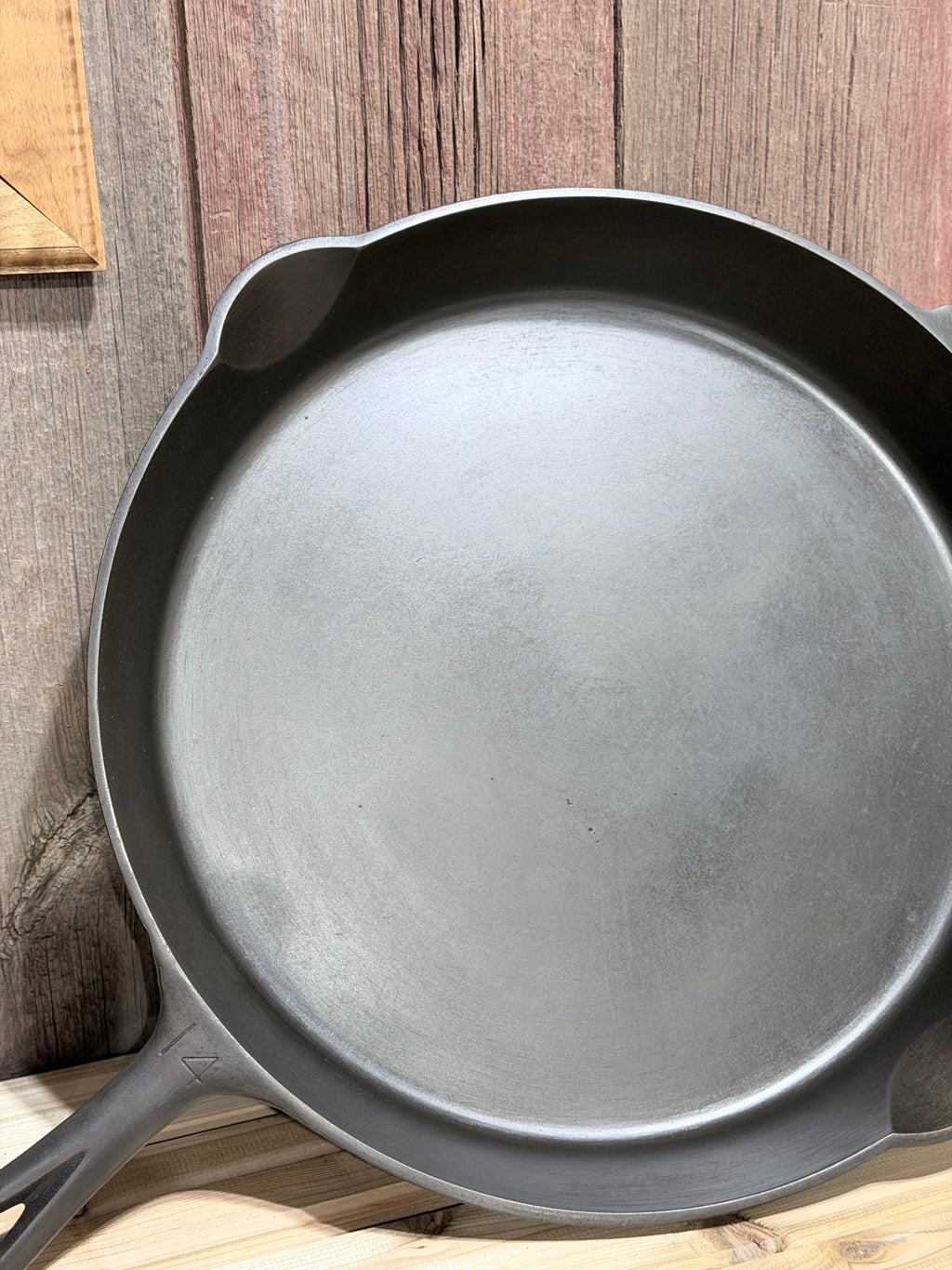 Griswold Cast Iron Skillet #14 Jumbo Frying Pan